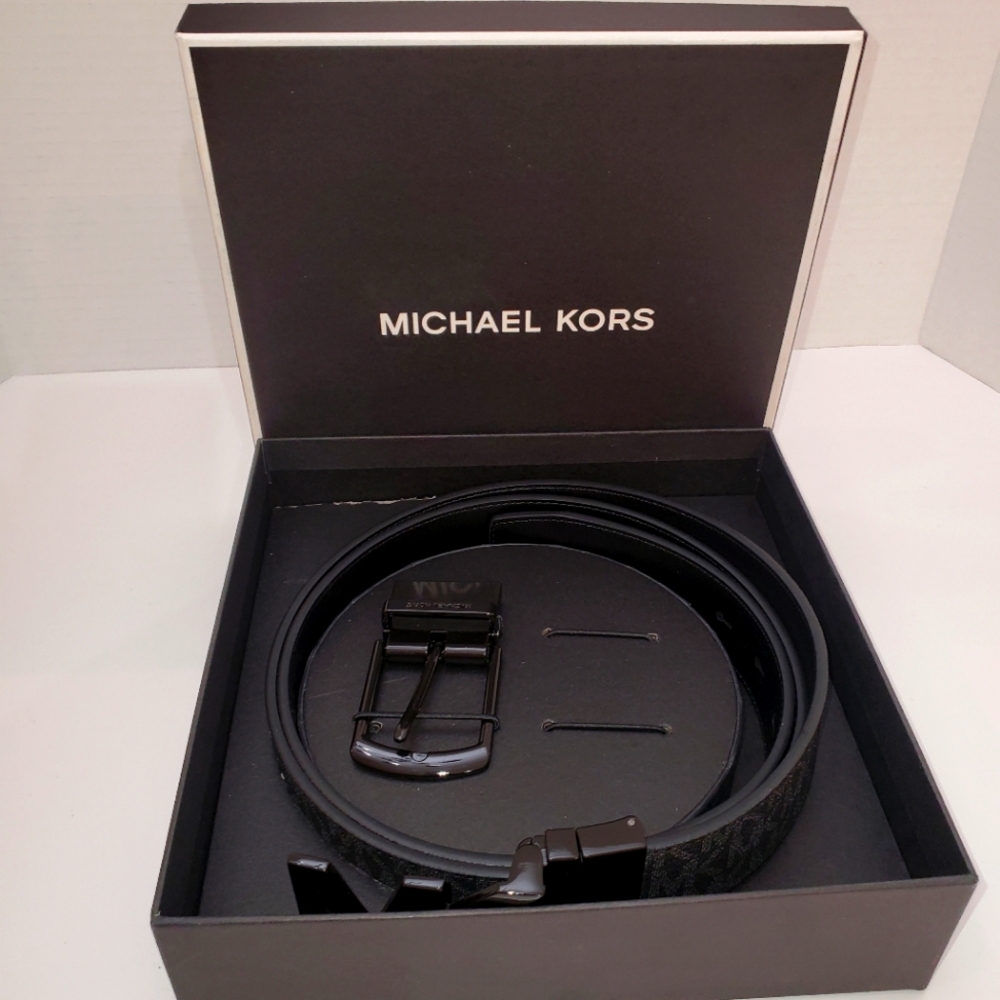 Like new *Michael Kors Belt* never wear